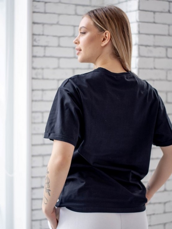 Жіноча футболка - оверсайз - чорна з принтом MTV 6