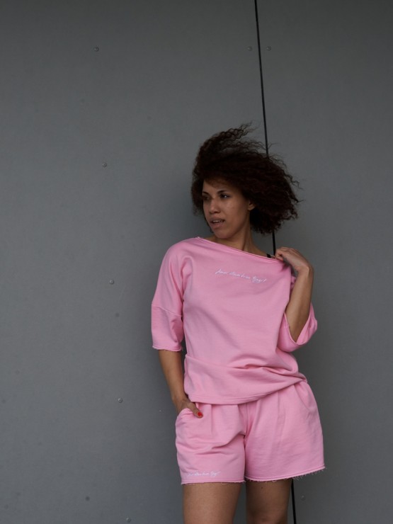 Костюм свободного кроя - Футболка, шорты - "София" - Розовый 8