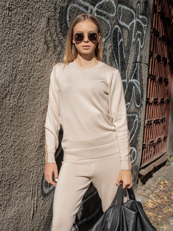 Женский костюм  мелкой вязки  - «Кристина» - Бежевый Женский костюм  мелкой вязки  - «Кристина» - Бежевый 5