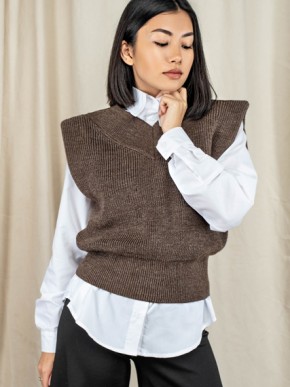 Жіноча жилетка - Півшерсть - «Лілі» - Шоколад